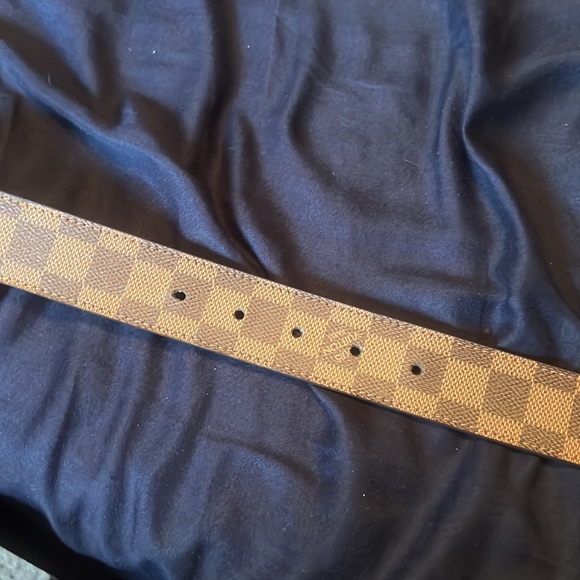Louis Vuitton belt - Picture 2 of 9